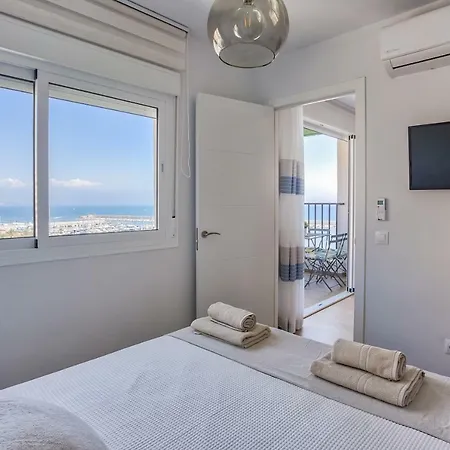 Sur Perla 6-3 Apartment